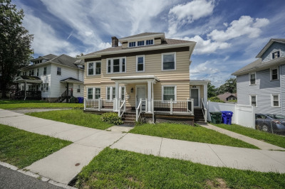 124-126 Woodside Ter #126