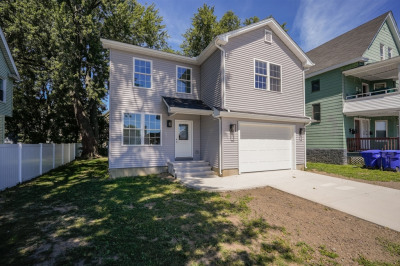 24 Medford St 1