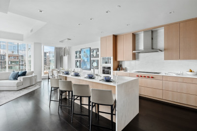 150 Seaport Blvd #PH2F