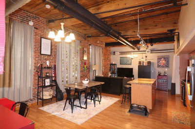 130 John St #104 1