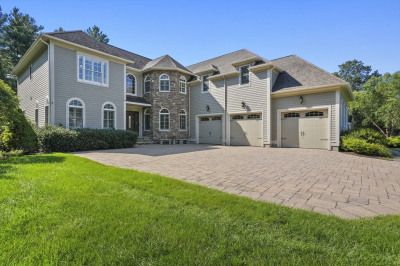 112 Mill St 1