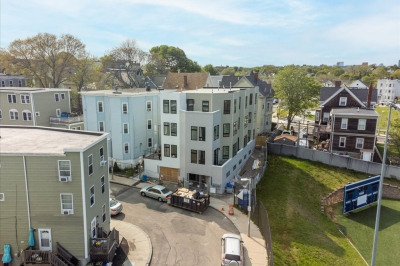 29 Woodford St #2 1