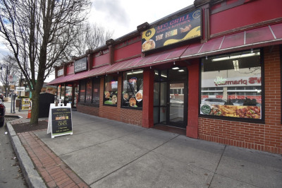 982 Main St 1