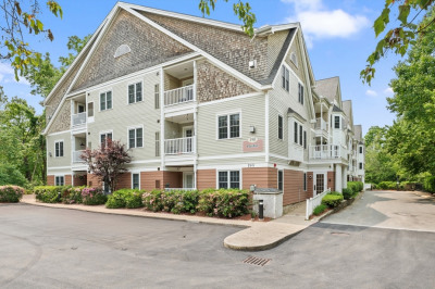 190 Chickering Rd #201D 1