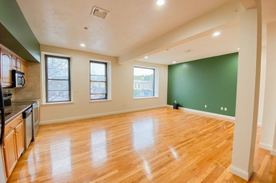 1008 Bennington #3A 1
