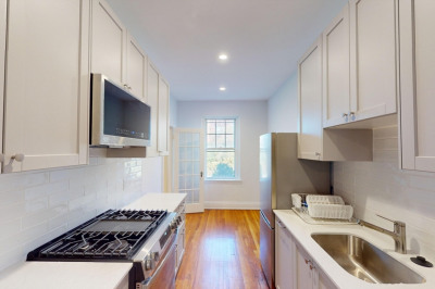 116 Englewood #25