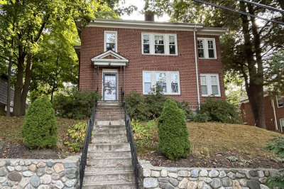20 Holland St #2 1