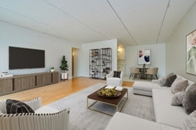 50 56 Broadlawn Park #512 1