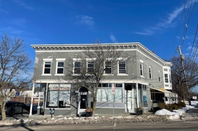 438-442 Lexington St 1