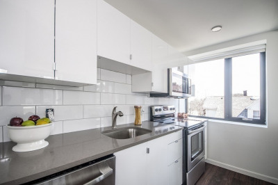 70 Parker Hill Ave #403 1