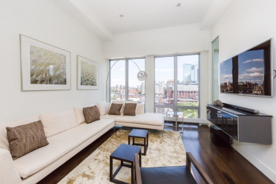 360 Newbury St #407 1