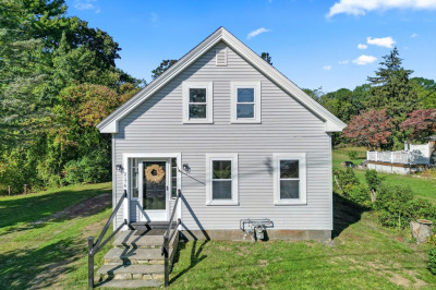 2176 Pleasant St 1