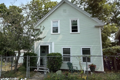 9 Tenth St 1