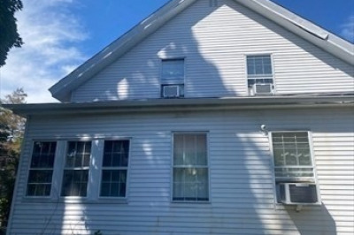 7 Pleasant Street 1