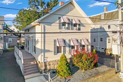 808 Walnut St 1