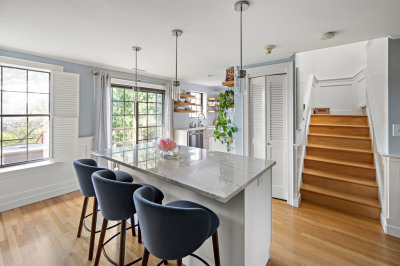 1 Devens St #3 1