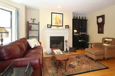 211 W Newton St #2 1
