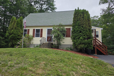 89 Stony Brook Dr 1