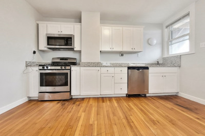 116 Gladstone #3 1