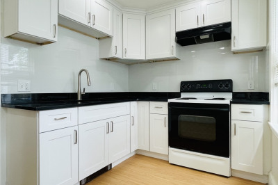144 School St #1L 1