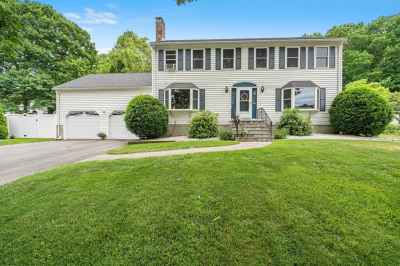 10 Manoogian Cir 1