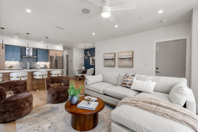 527 East 7th Street #7 1
