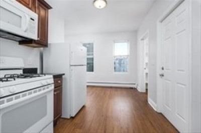 196-198 Main St #2L 1