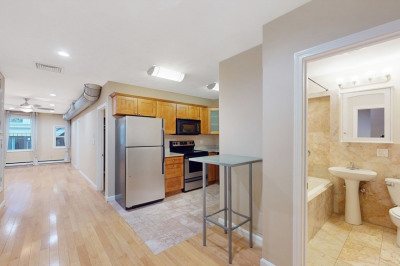 40 Batterymarch Street #3