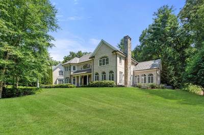 33 Skating Pond Road