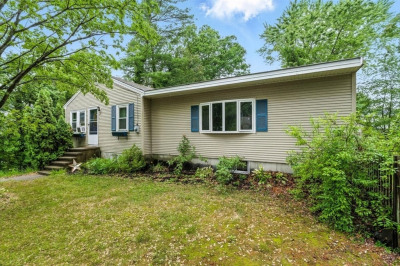 15 Kalmia Road 1