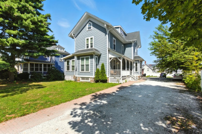 581 Cambridge St 1