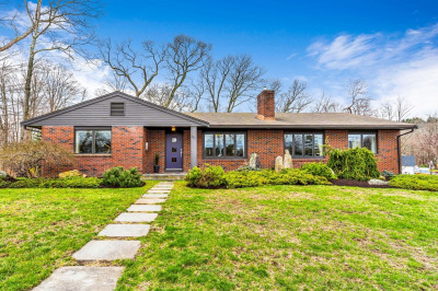 81 Linden St 1