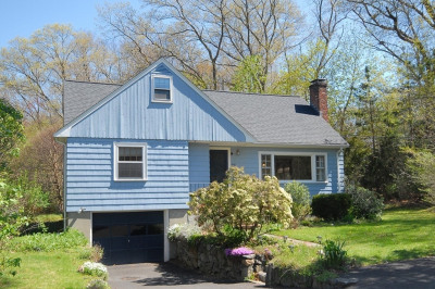 109 Minuteman Dr 1