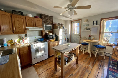 109 Bartlett St #3 1