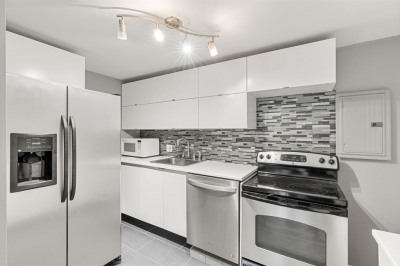 108 Decatur St #5 1