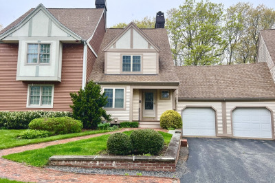 4 Village Green Cir #4 1
