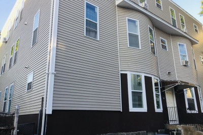 142-144 Congress Ave 1