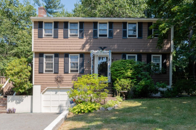 12 Ridgeway Ave 1