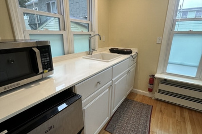 10 Fulkerson St #1R 1
