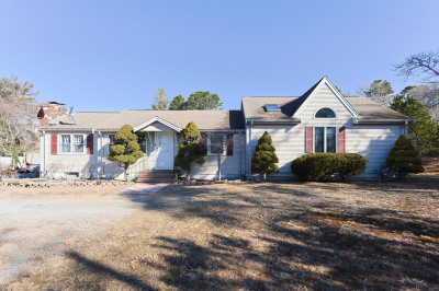 1046 Queen Anne Rd 1