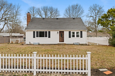 8 Nobby Ln 1