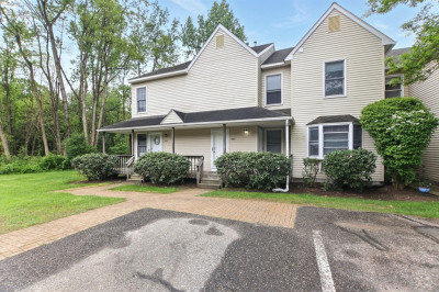 59 Castlegate Dr. #B