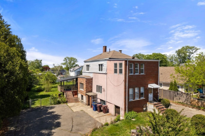 231 Walnut Ave 1