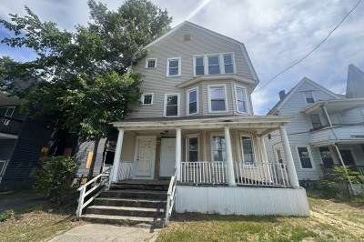 13-15 Willard Ave 1