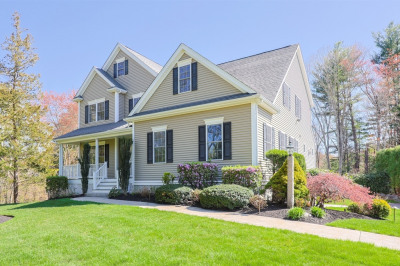 4 Berkeley Dr 1