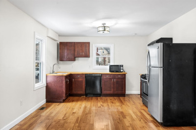 15 Lowe St #1 1