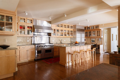 172 Beacon Street #4 1