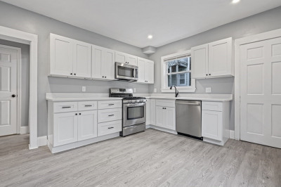 234 Bowen St 1