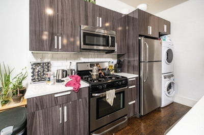 112-118 Glen Street #118 1