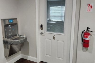 43 E Grove St #6